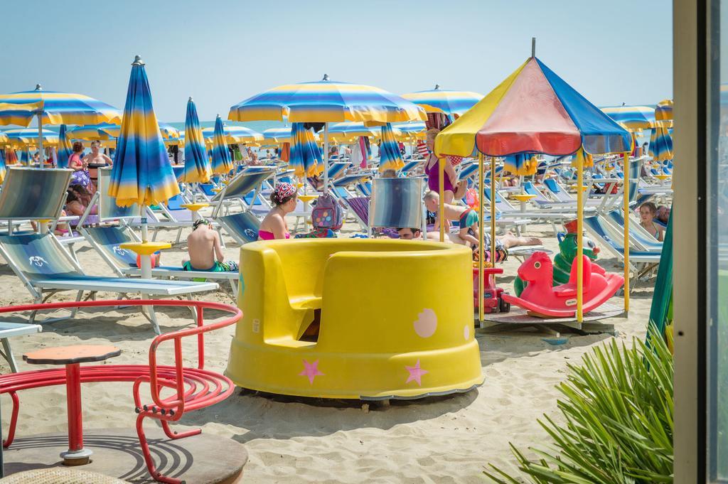 Hotel Levante Sul Mare ลิโด ดิ ซาวิโอ ภายนอก รูปภาพ