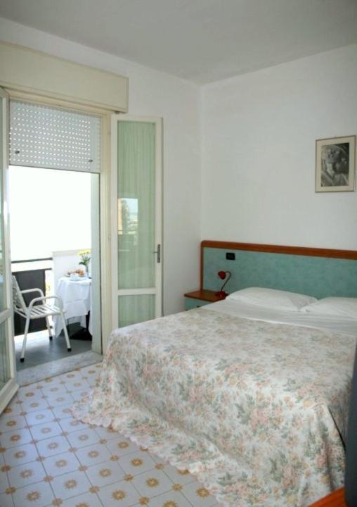 Hotel Levante Sul Mare ลิโด ดิ ซาวิโอ ภายนอก รูปภาพ